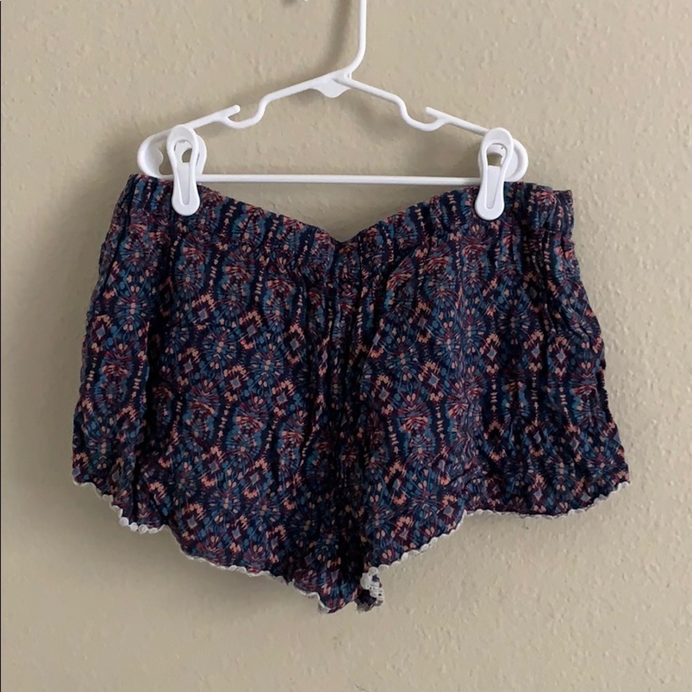 Patterned Lounge Shorts - Picture 3 of 3